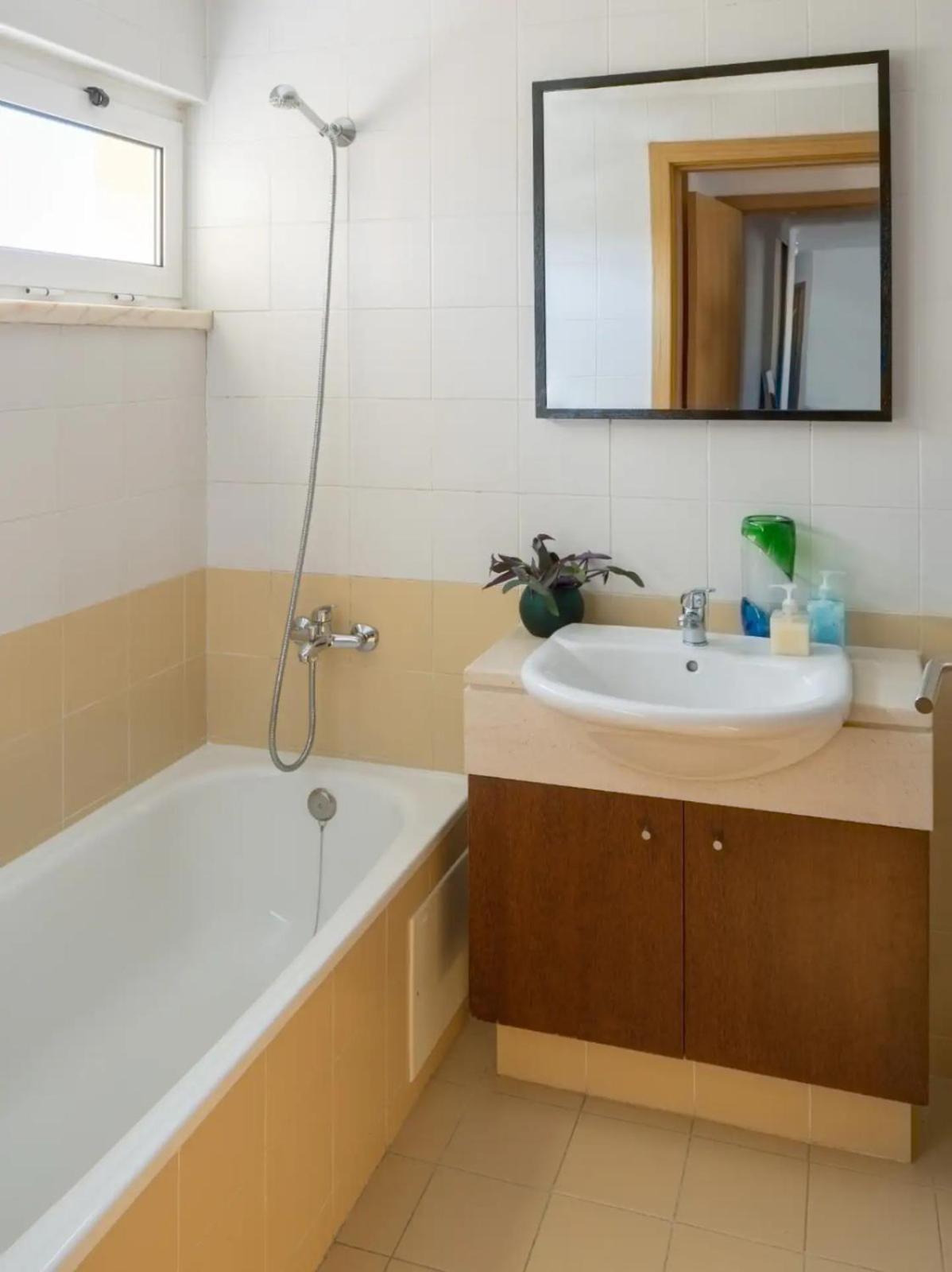 Ola Lisbon - Penha De Franca Appartement Buitenkant foto